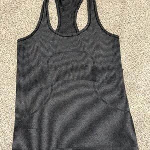 lululemon athletica Black Ribbed Tank Top size 6